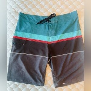 Men’s board shorts size 36 Burnside. Never worn